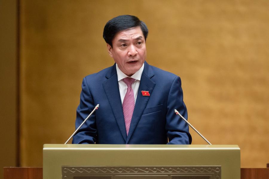 Tổng Thư ký Quốc hội, Chủ nhiệm Văn phòng Quốc hội Bùi Văn Cường cho rằng ếu mở rộng hơn nữa phạm vi, mức độ giảm thuế VAT sẽ tác động nhiều đến thu ngân sách. Ảnh: Quochoi.vn.