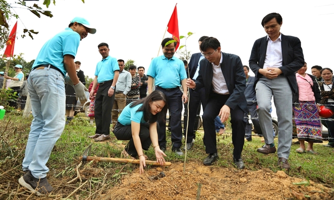 Hợp tác công tư giúp người dân hiểu giá trị đa dụng của rừng