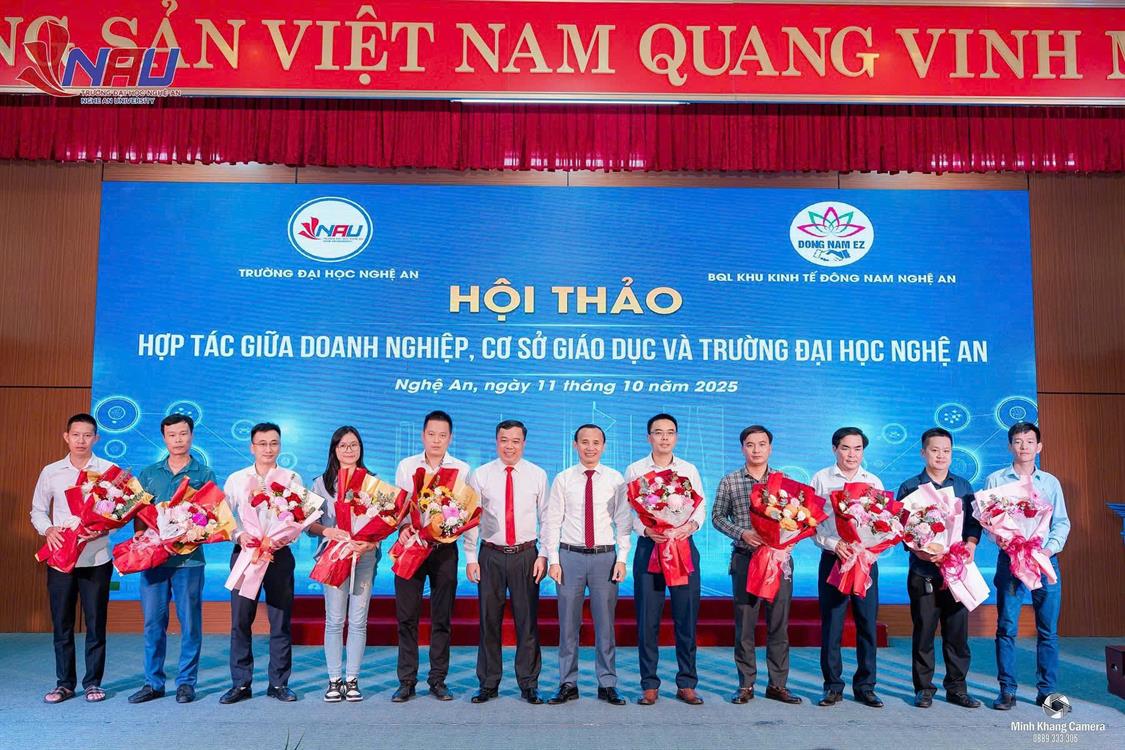 Trường Đại học Nghệ An chúc mừng các doanh nghiệp, doanh nhân nhân ngày Doanh Nhân Việt Nam 13/10