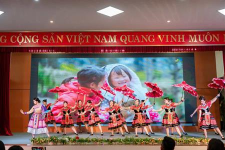 SẮC MÀU TRI ÂN – GIAI ĐIỆU YÊU THƯƠNG CHÀO MỪNG NGÀY 20/11.