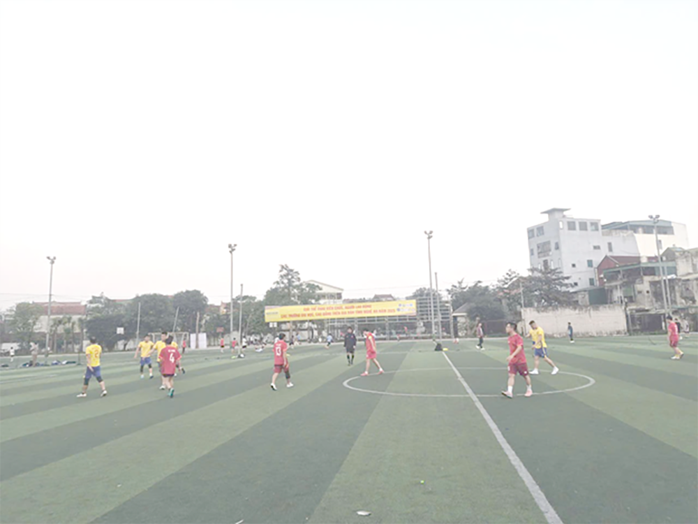 Đội bóng đá Trường Đại học Nghệ An tham gia Giải thể thao khối thi đua các Trường ĐH-CĐ tỉnh Nghệ An