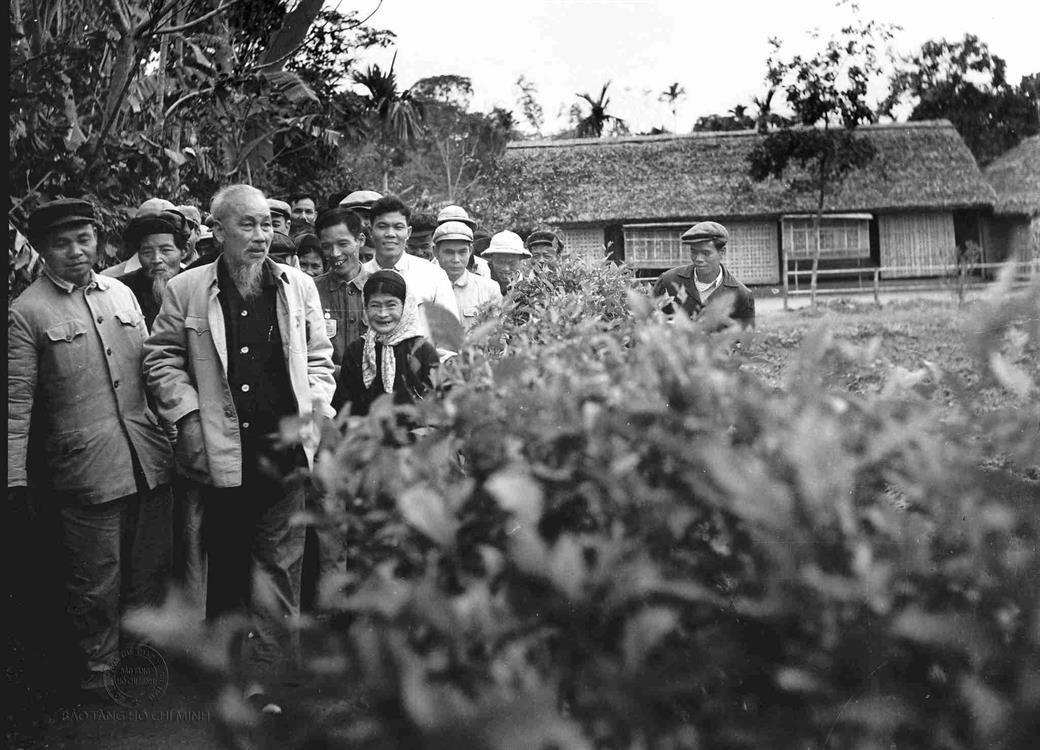 Kỷ niệm 64 năm Chủ tịch Hồ Chí Minh về thăm quê hương - Dấu ấn lịch sử cùng chiếc xe ô tô GAZ-69