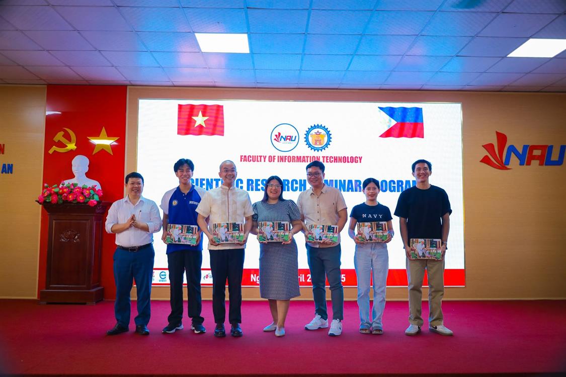 Học thuật quốc tế: Trí tuệ nhân tạo trong giáo dục và ứng dụng toán học trong thực tiễn.