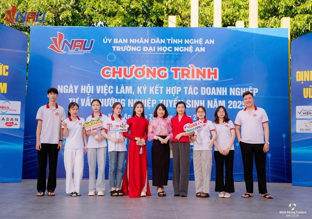 Khoa Tài chính - Ngân hàng, Trường Đại học Nghệ An tham gia Ngày hội tư vấn hướng nghiệp tuyển sinh 2025