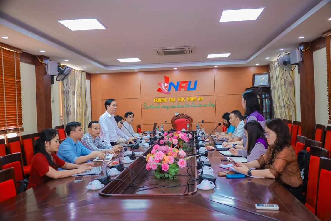Thúc đẩy liên kết đào tạo - tuyển dụng giữa NAU và Công ty TNHH Luxshare-ICT (Nghệ An)