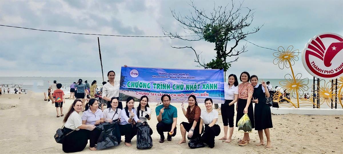 HƯỞNG ỨNG NGÀY MÔI TRƯỜNG THẾ GIỚI 5/6 – GIẢNG VIÊN KHOA KINH TẾ – QUẢN TRỊ KINH DOANH, TRƯỜNG ĐẠI HỌC NGHỆ AN CHUNG TAY BẢO VỆ MÔI TRƯỜNG BIỂN 