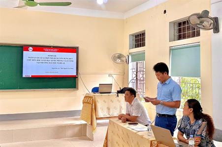 Tổ chức Seminar chuyên đề: “Thảo luận lựa chọn nội dung xây dựng Quy chế môn học Giáo dục Quốc phòng và An ninh tại Trường Đại học Nghệ An”