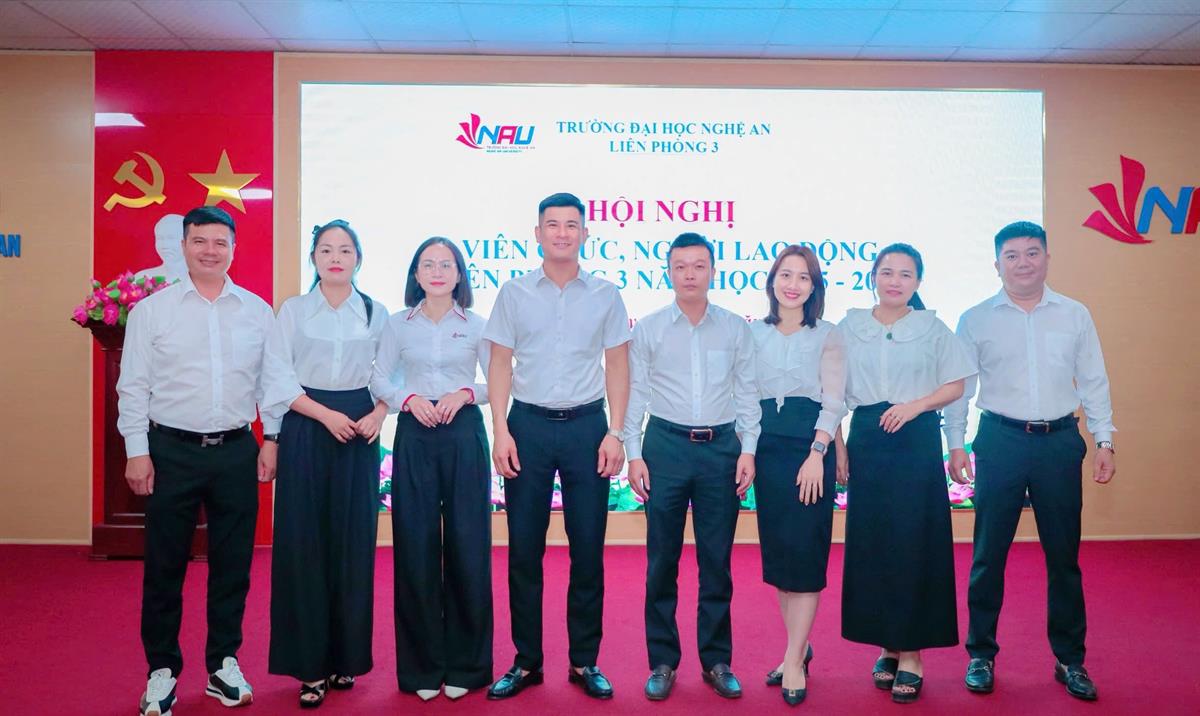 Hội nghị viên chức, người lao động Liên phòng 3 năm học 2025 - 2026