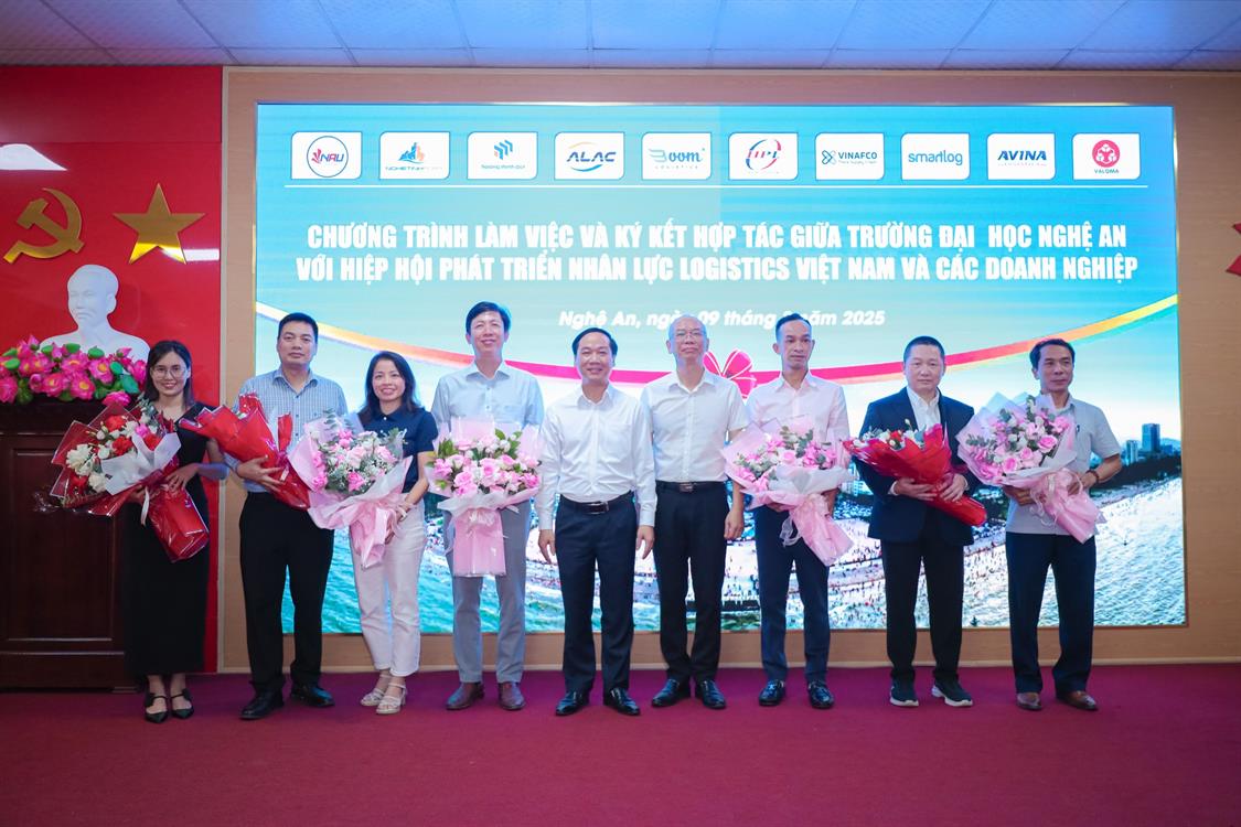 LOGISTICS – NGÀNH HỌC “MỞ KHÓA” TƯƠNG LAI – CƠ HỘI VÀNG NGAY TẠI NGHỆ AN