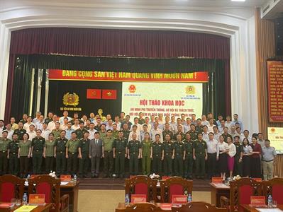 Giảng viên Khoa Khoa họ cơ bản tham dự Hội thảo khoa học “An ninh phi truyền thống, cơ hội và thách thức đối với nhiệm vụ Giáo dục quốc phòng và an ninh”