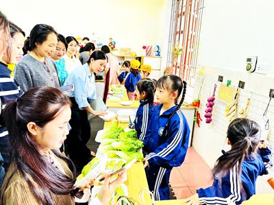 CÔNG TÁC KIỂM TRA THỰC TẬP TẠI TRƯỜNG MẦM NON HƯNG HÒA: HÀNH TRÌNH CỦA TRI THỨC VÀ SỰ KẾT NỐI