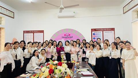 K46 CAO ĐẲNG MẦM NON: ĐONG ĐẦY CẢM XÚC TRONG BUỔI GẶP MẶT THỰC TẬP TẠI TRƯỜNG MẦM NON HƯNG DŨNG 2