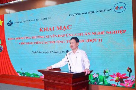 KHAI MẠC CHƯƠNG TRÌNH BỒI DƯỠNG THƯỜNG XUYÊN ĐÁP ỨNG CHUẨN NGHỀ NGHIỆP CHO GIÁO VIÊN TIỂU HỌC