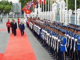 Thủ tướng Thái Lan Prayuth Chan-ocha tiếp đón Thủ tướng Nguyễn Xuân Phúc