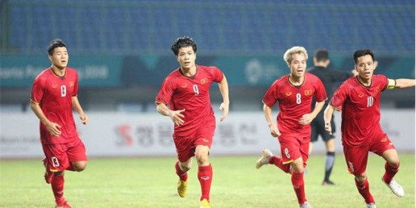 U23 Việt Nam đấu U23 Syria: Nằm dưới mà đá, có gì mà xấu hổ!