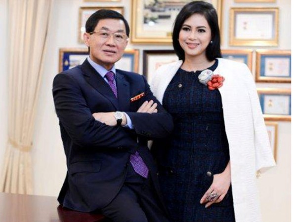Bố mẹ chồng Hà Tăng mất tiền tỷ; ACV sụt giá sau kết luận về...