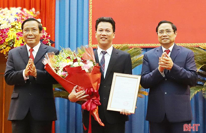 Chủ tịch Hà Tĩnh Đặng Quốc Khánh làm Bí thư Hà Giang