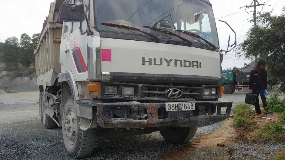 Chiếc xe tải không người lái đã trôi đâm chết bảo vệ mỏ đá