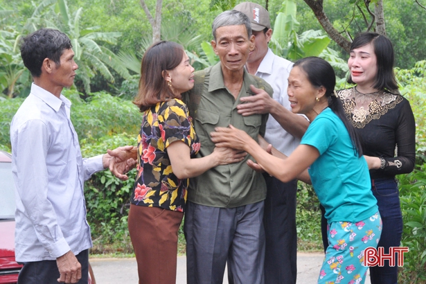 Sau 39 năm hy sinh, ông Phạm Văn Bình trở về quê hương trong niềm vui khôn xiết của gia đình