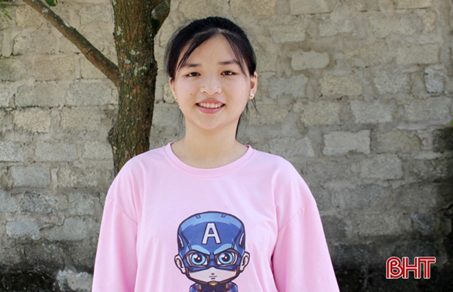 Trần Thị Như Ý trở thành thí sinh có điểm đầu vào môn chuyên Văn cao nhất trong kỳ thi vào lớp 10 THPT Chuyên tỉnh năm học 2019-2020